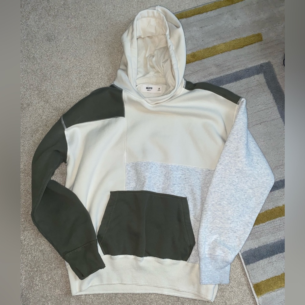 Medium Hollister Hoodie